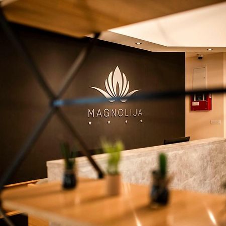 Hotel Magnolia Tivat Exterior photo